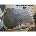 Diverse tapis de selle