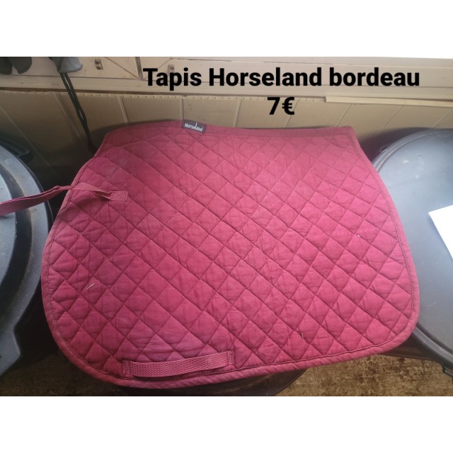 Diverse tapis de selle