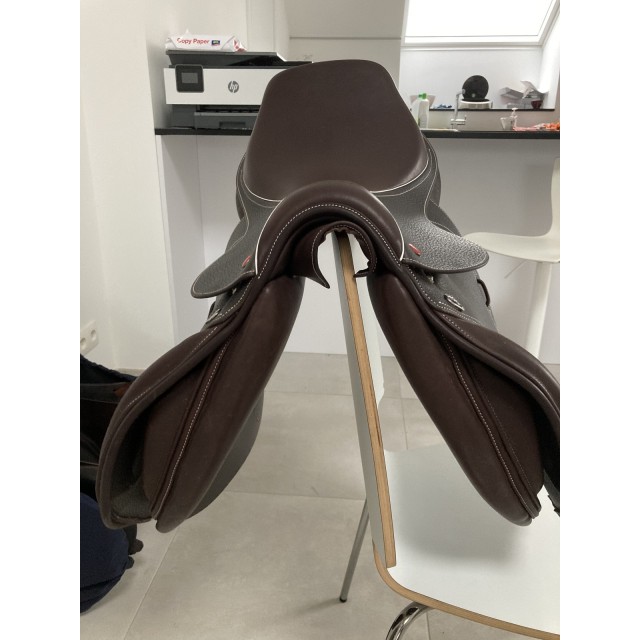 selle mixte John Whitaker The rio pony saddle