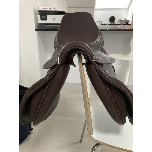 selle mixte John Whitaker The rio pony saddle