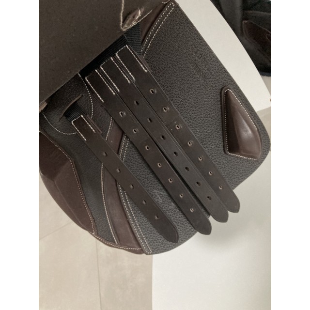 selle mixte John Whitaker The rio pony saddle