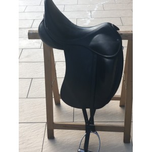 SELLE DE DRESSAGE CHILDERIC 17,5''