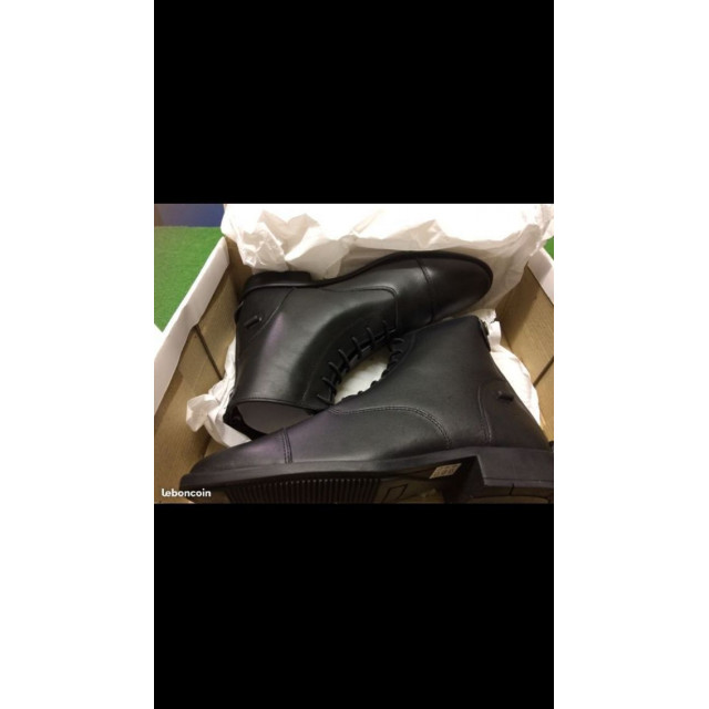 Boot noir à lacet neuve