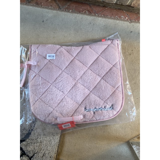 Tapis dressage rose moumoute