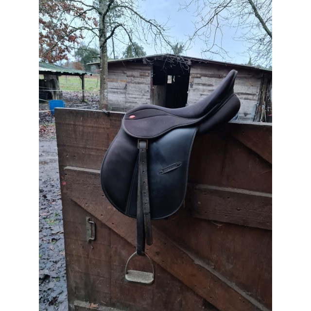 selle mixte en cuir