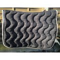 Tapis paddock noir et rose pailleté - édition limitée