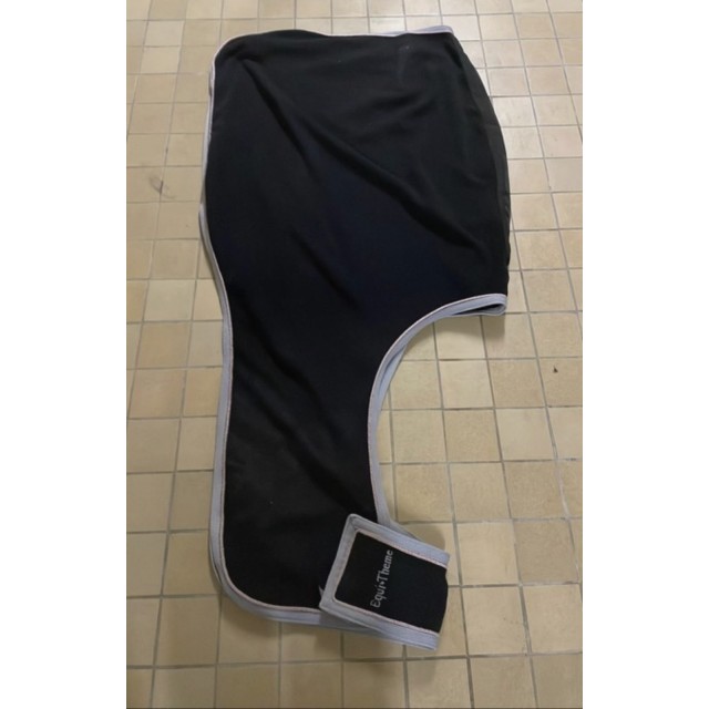 Couvre rein noir polaire