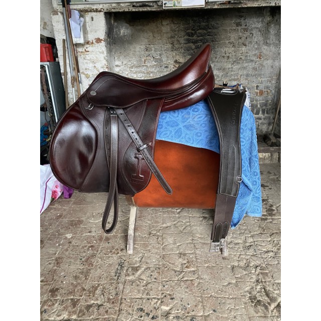 Vends selle Ikonic