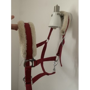 Licol Équithème rouge avec moumoute