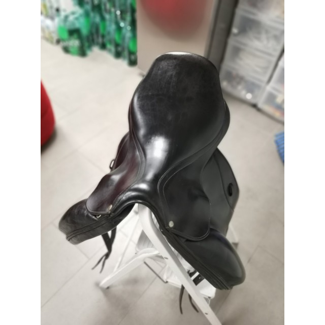 Selle de dressage Forestier