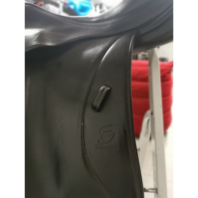 Selle de dressage Forestier