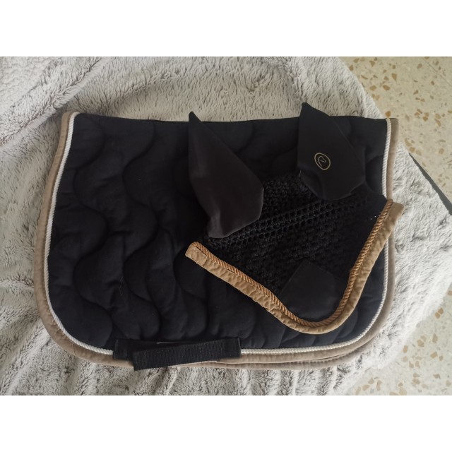 Ensemble tapis et bonnet