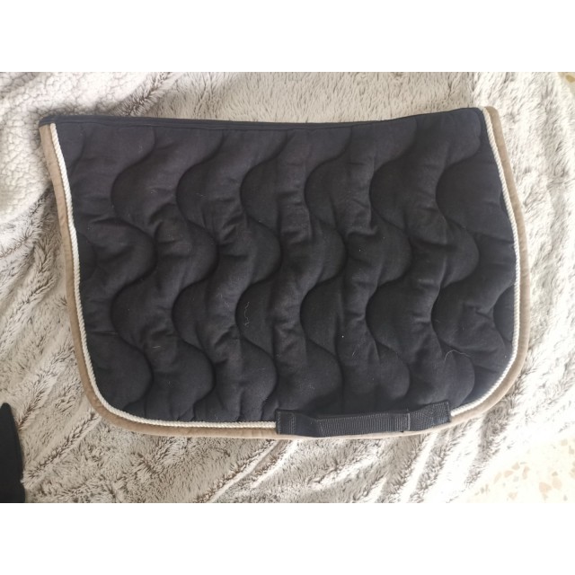 Ensemble tapis et bonnet