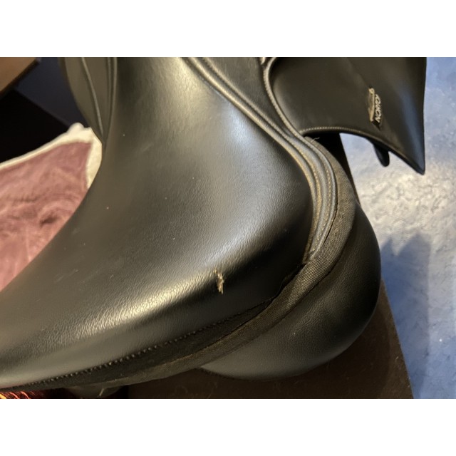 Selle 17 pouces