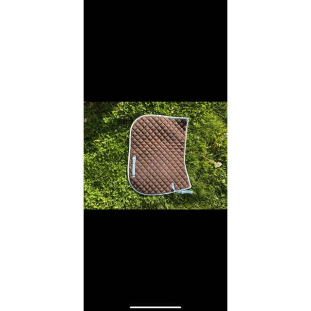 tapis marron