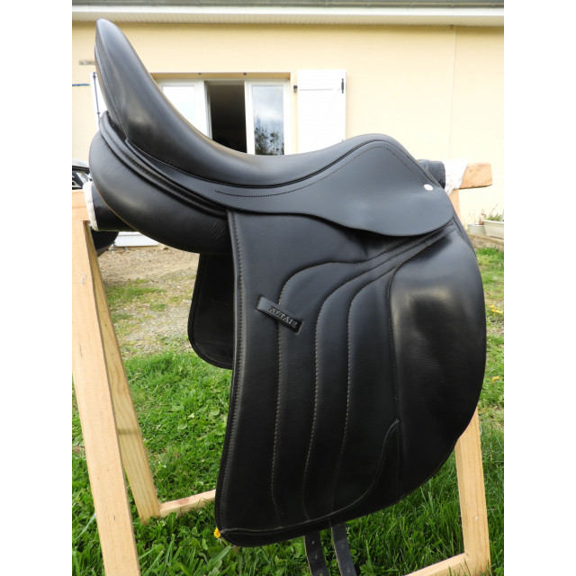 selle dressage Altaïr 17,5