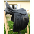 selle dressage Altaïr 17,5
