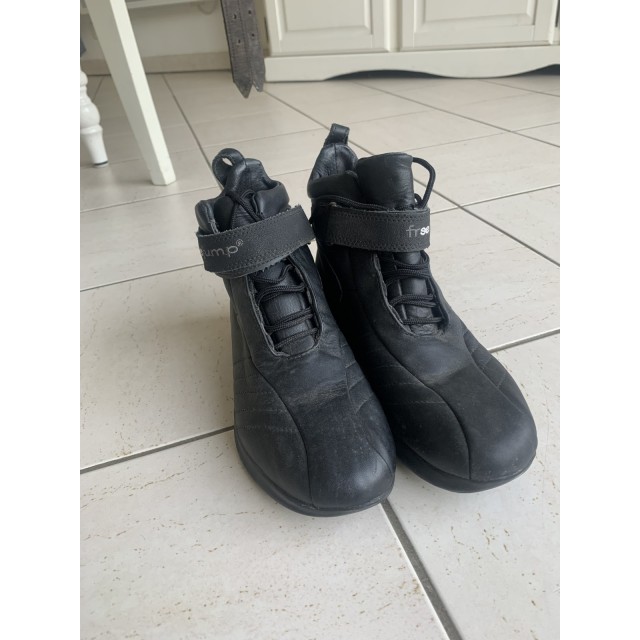 boots freejump