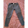 Pantalon komutekir