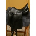vends selle de dressage EQUIPE "VEGA "
