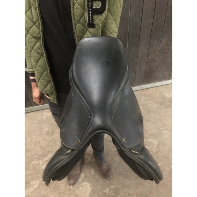 Selle mixte en cuir Henri de Rivel 16,5