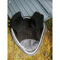 bonnet cheval noir