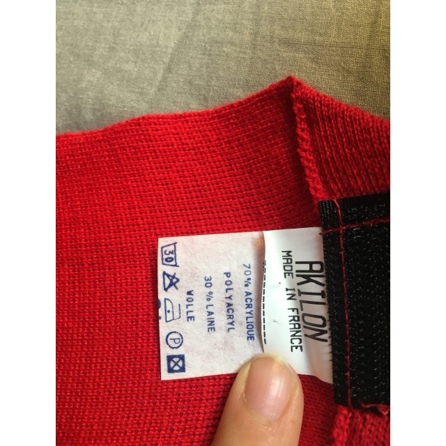 Bandes de repos rouge neuves