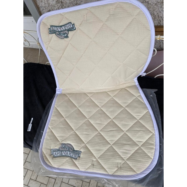 Tapis DYNAVENA neuf