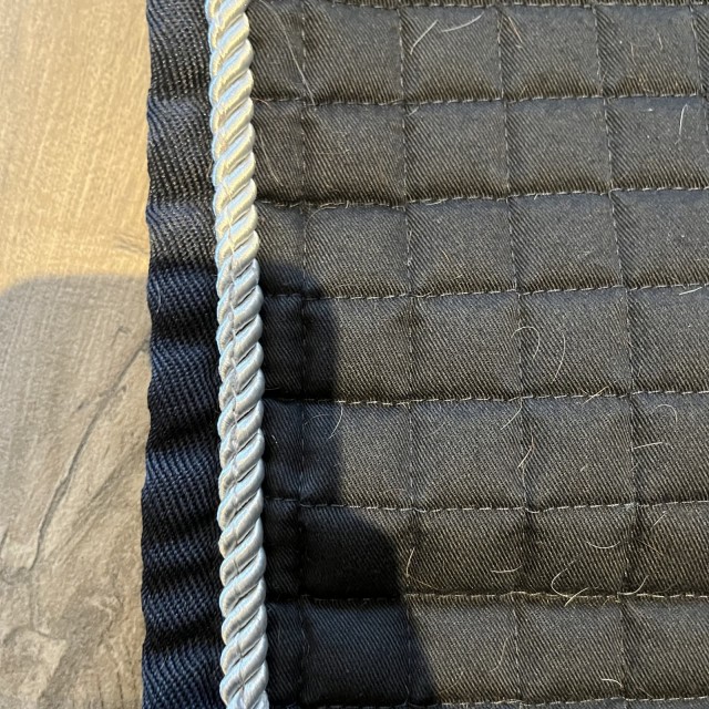 Tapis de selle mixte