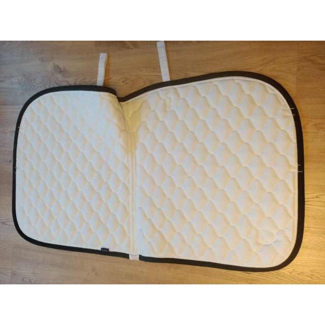 Tapis dressage Kingsland blanc double liseré bleu nuit et paillettes bleu - t. cheval