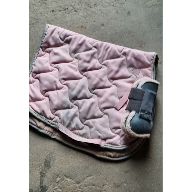 Tapis de selle et guêtres