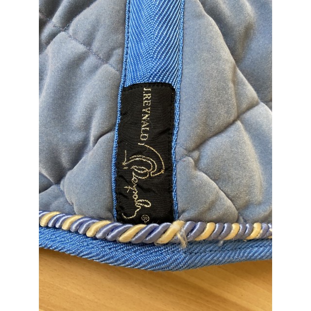 Tapis bleu clair velvet