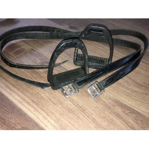 étriers avec étrivières