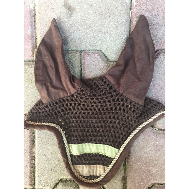 Bonnet marron et beige