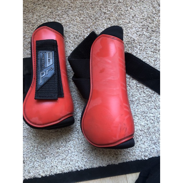 guêtres norton pro rouges et noirs