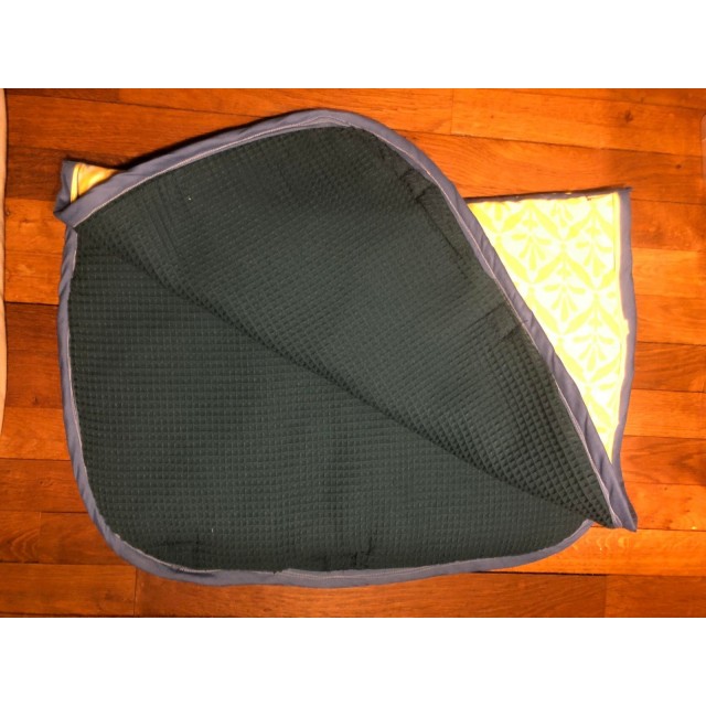 tapis fait main jaune et bleu taille cob