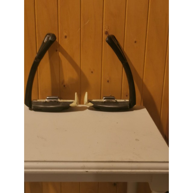 Etriers Free jump Xup