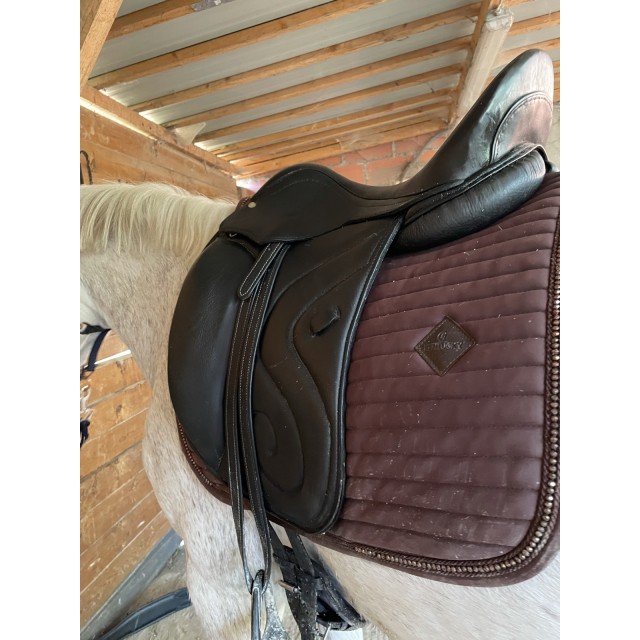 Selle de dressage