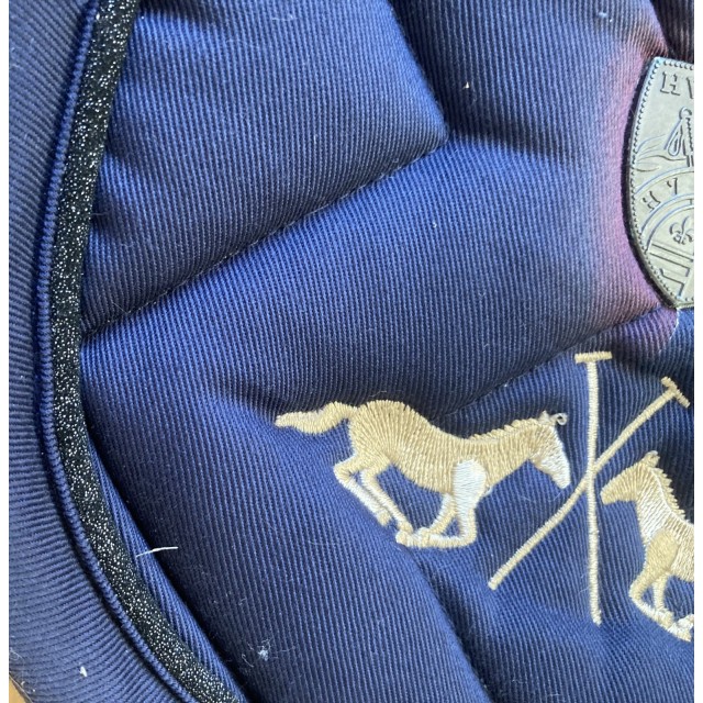 Tapis bleu marine