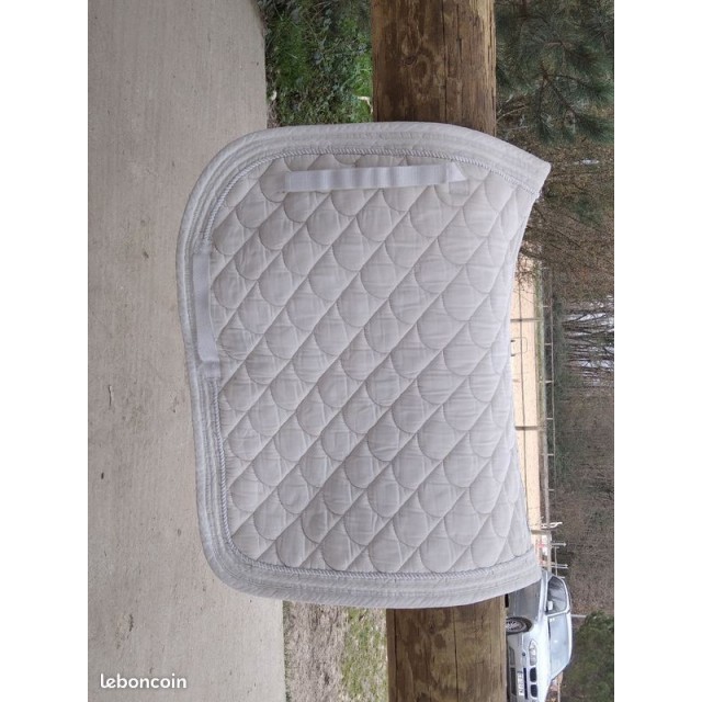 Tapis blanc concours