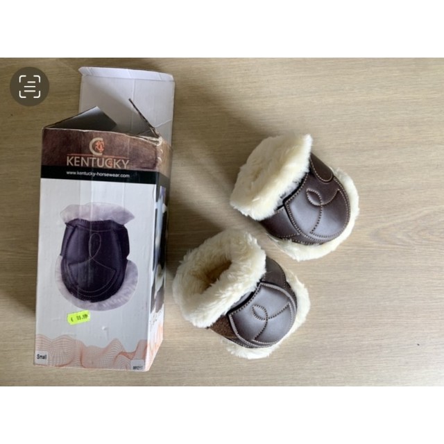 Protège-boulets neufs S faux mouton Kentucky