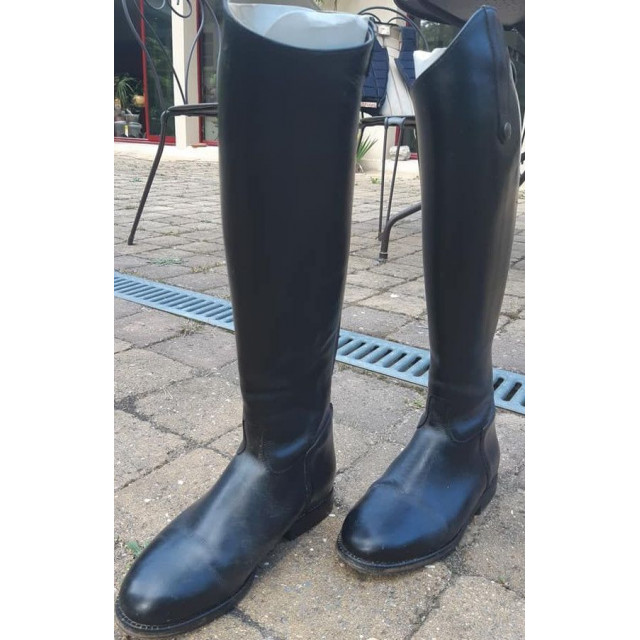 Bottes noires Rectiligne