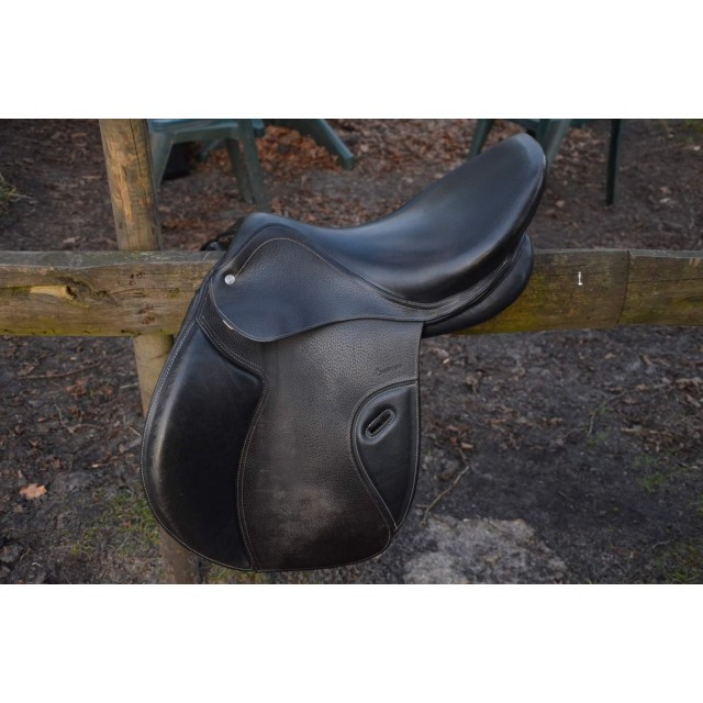 Selle mixte en cuir 17,5