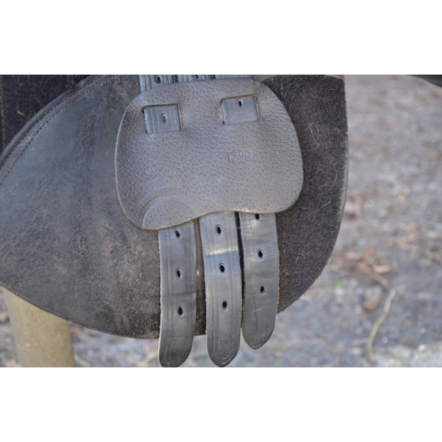 Selle mixte en cuir 17,5