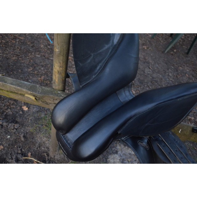 Selle mixte en cuir 17,5