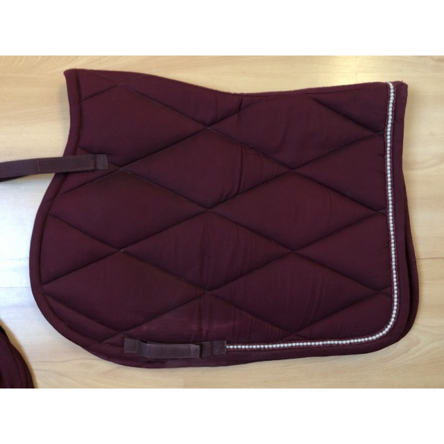 Tapis bordeaux