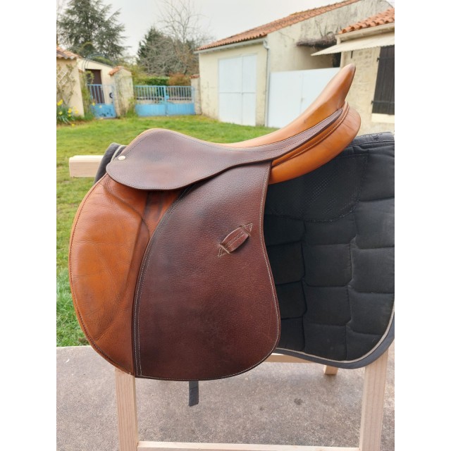 Selle d'occasion