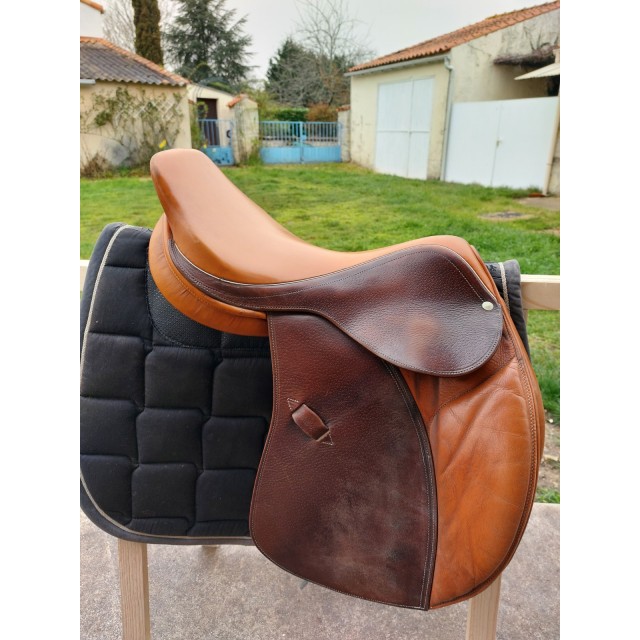 Selle d'occasion