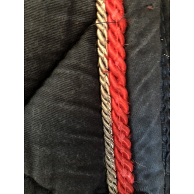 Tapis Lamicell bleu marine et rouge