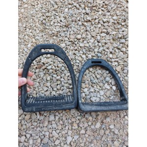 étriers compositi noir